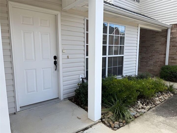 Property Photo: 103 Covington Meadow Circle G LA 70433