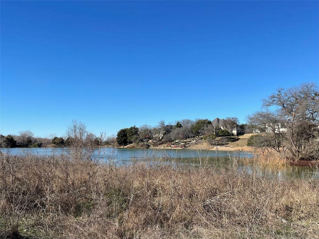 Property Photo:  2705 Wood Lake Drive  TX 75104 