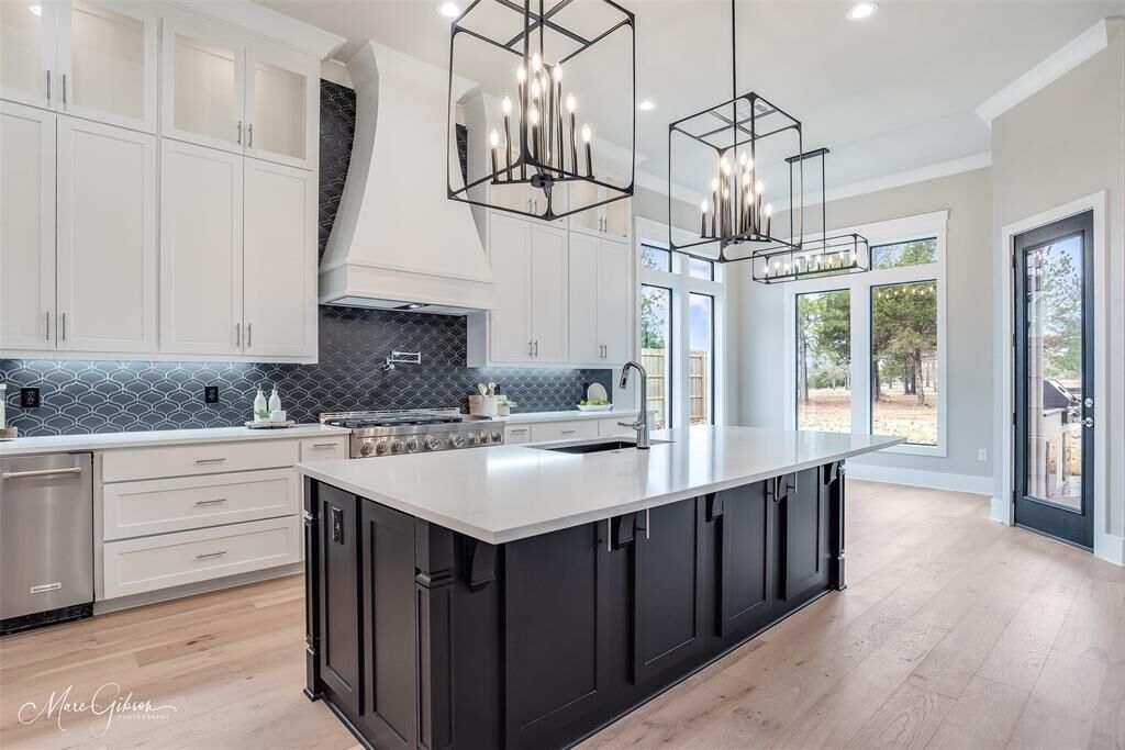 Property Photo: 1020 Horizon Hill Drive LA 71106