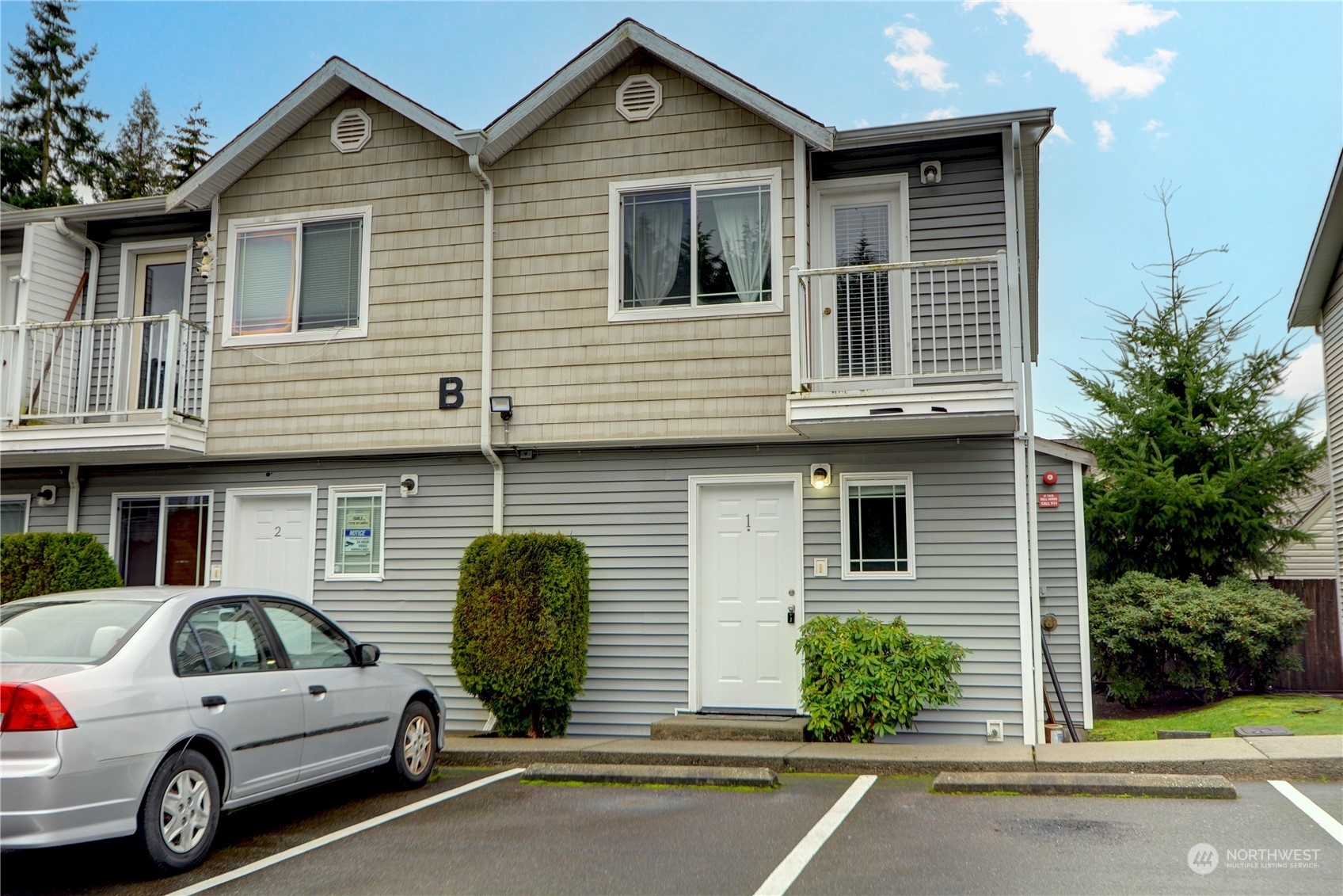 Property Photo:  3322  148th Street SW B1  WA 98087 