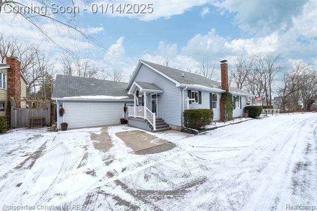 Property Photo:  5263 S Locustwood Avenue  MI 48059 