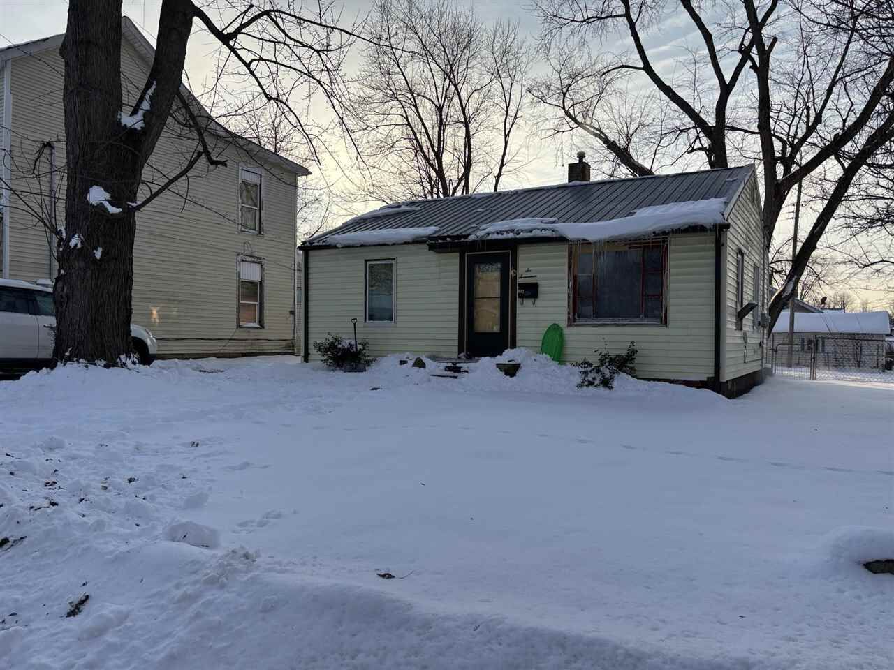 Property Photo:  617 Sherman Drive  IN 47331 