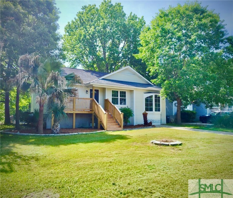 Property Photo: 210 Redan Drive GA 31410