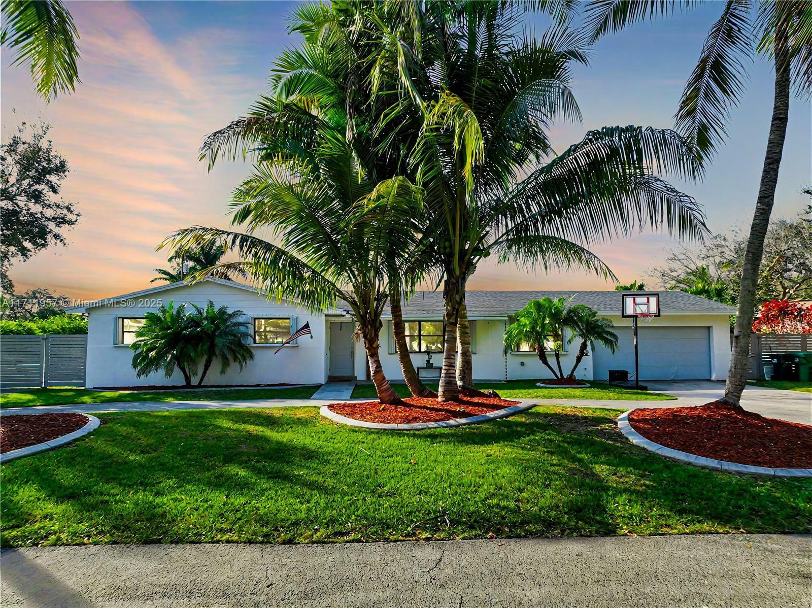 Property Photo: 27340 SW 165th Ave FL 33031