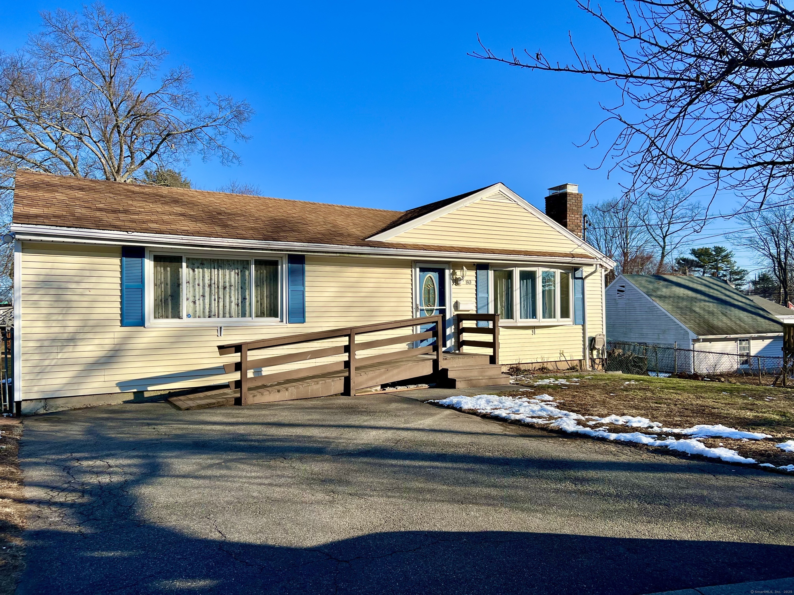 Property Photo: 80 Lovell Place CT 06615