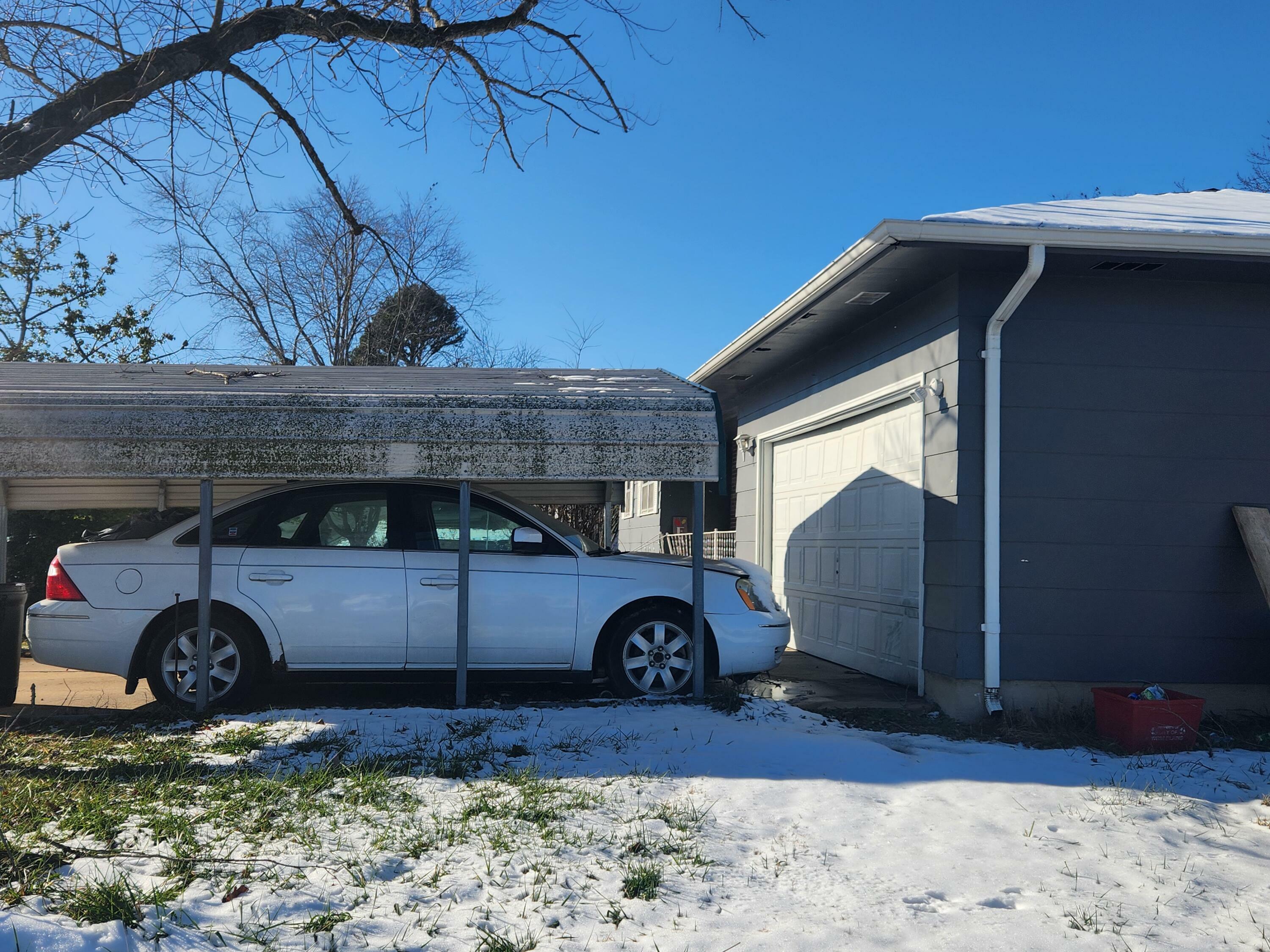 Property Photo:  1611 W 9th Street Street  MO 65775 