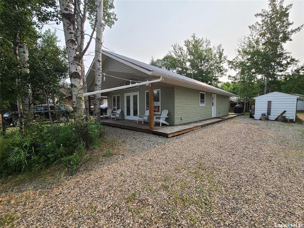 Property Photo: 1327 Kewatin Lane SK S0M 1J0