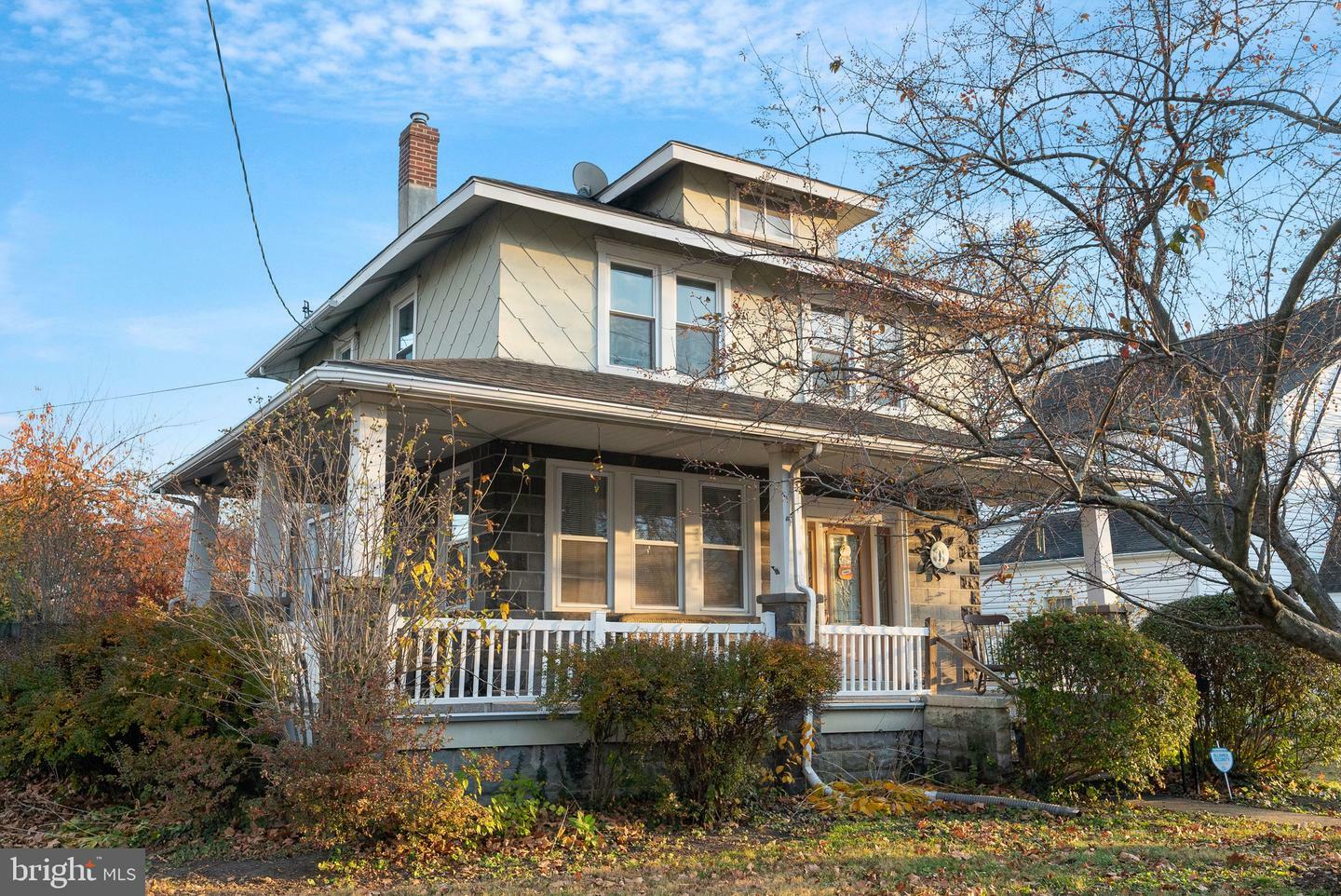 Property Photo:  2508 Cleveland Avenue  DE 19703 