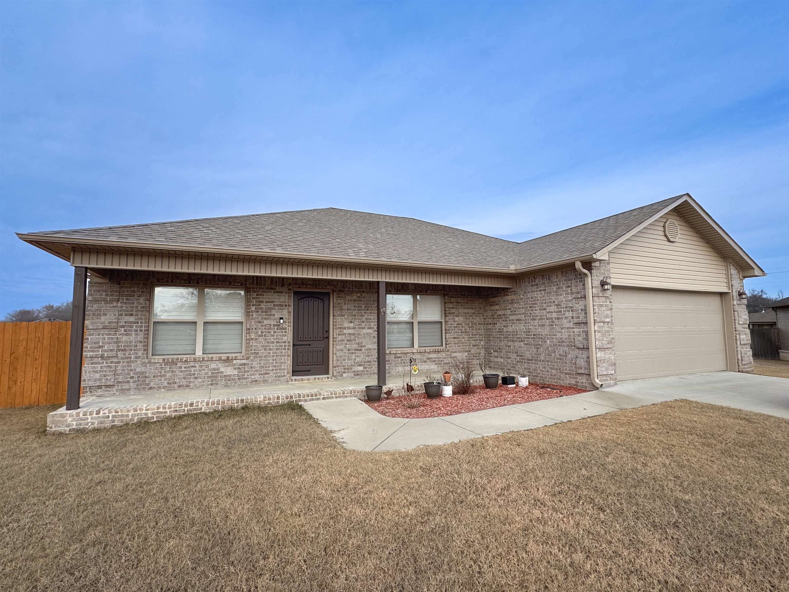 Property Photo:  22 Cindy Ct  AR 72176 