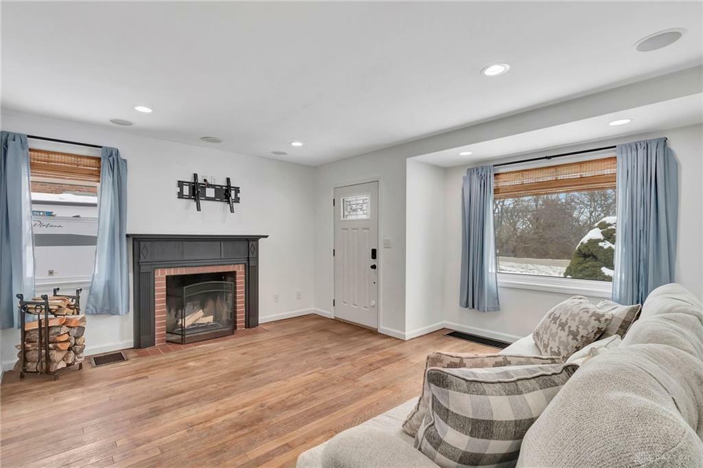 Property Photo: 385 Lebanon Street OH 45050