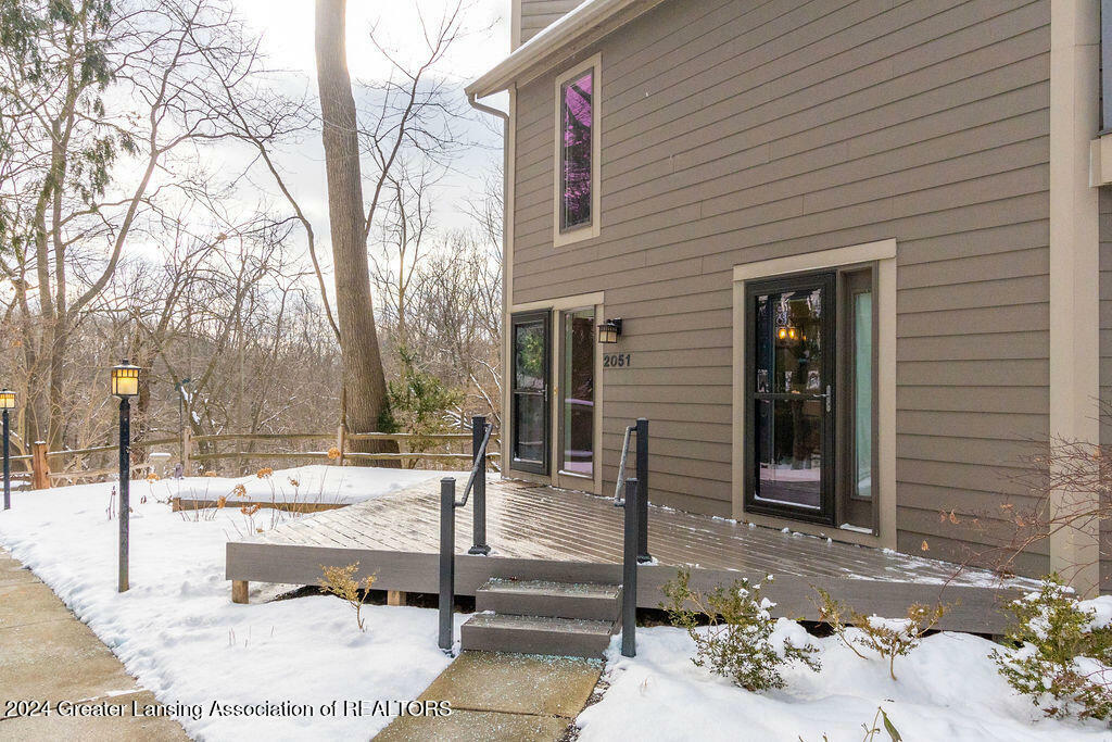 Property Photo:  2051 Hamilton Road  MI 48864 