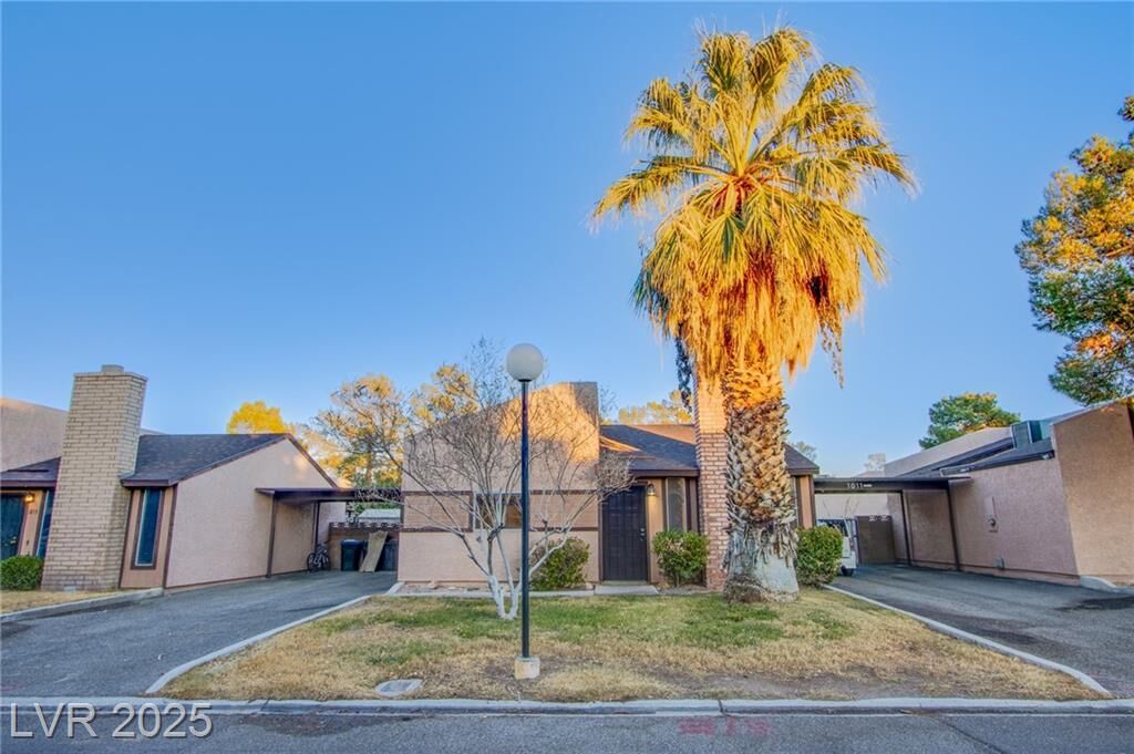 Property Photo: 1813 Marathon Drive NV 89108