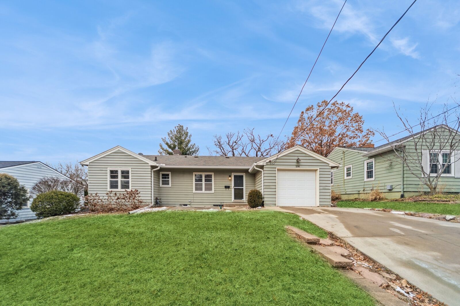 Property Photo: 230 31st Street IA 50312