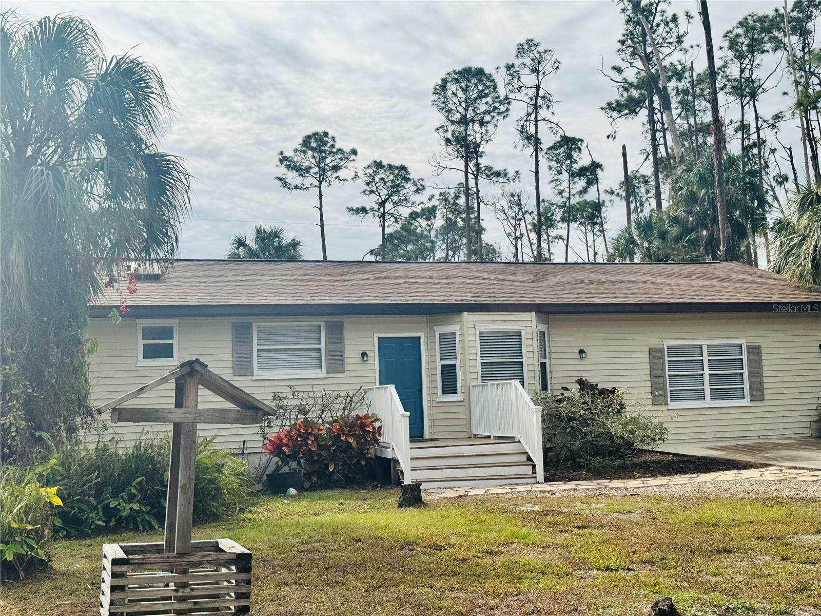 Property Photo:  17455 Masten Avenue  FL 33954 