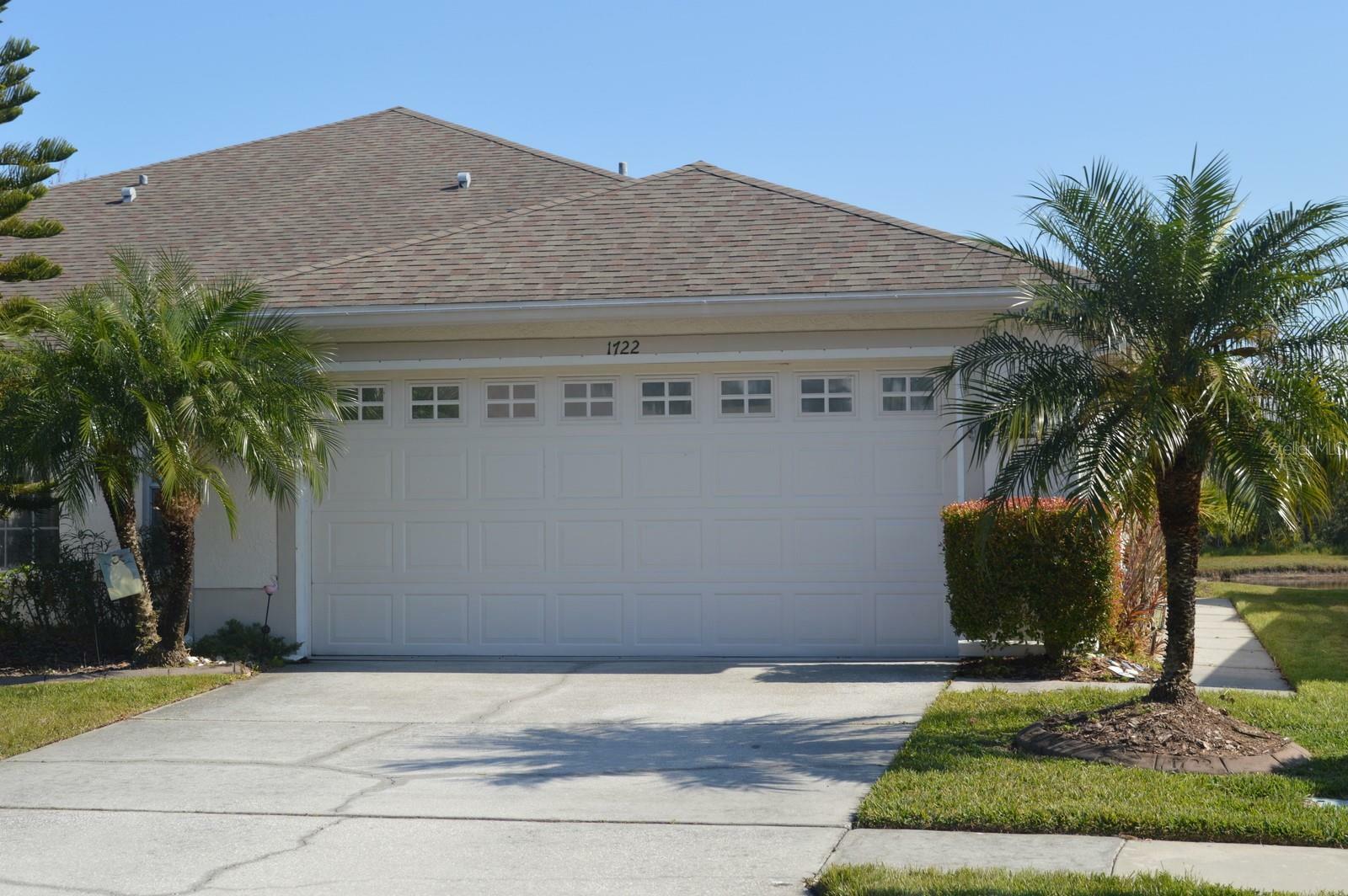 Property Photo:  1722 Sassafras Drive  FL 33543 