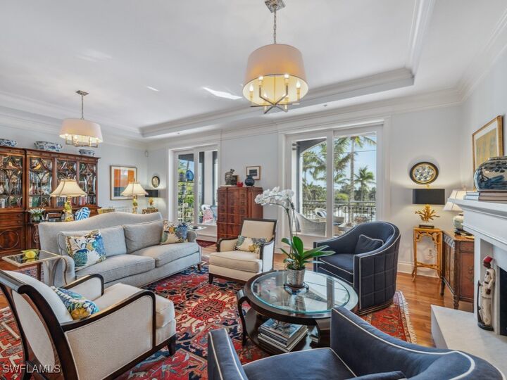 Property Photo:  625 5th Avenue S Ph-302  FL 34102 