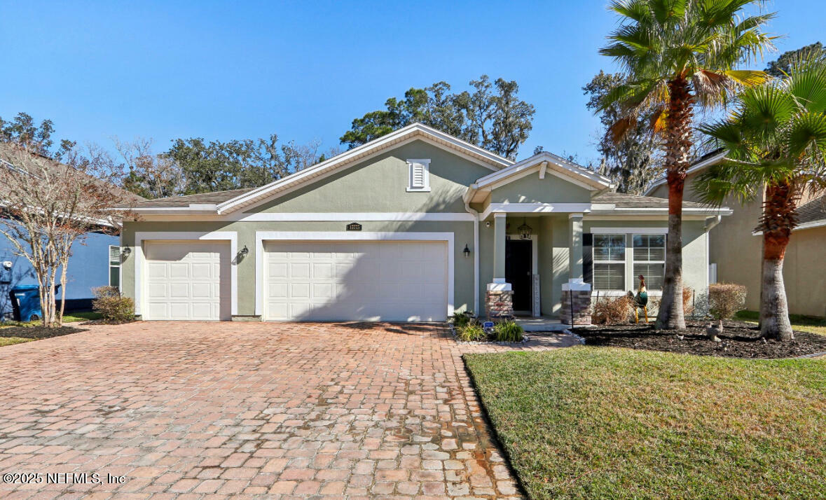 Property Photo:  15775 Rachel Creek Drive  FL 32218 