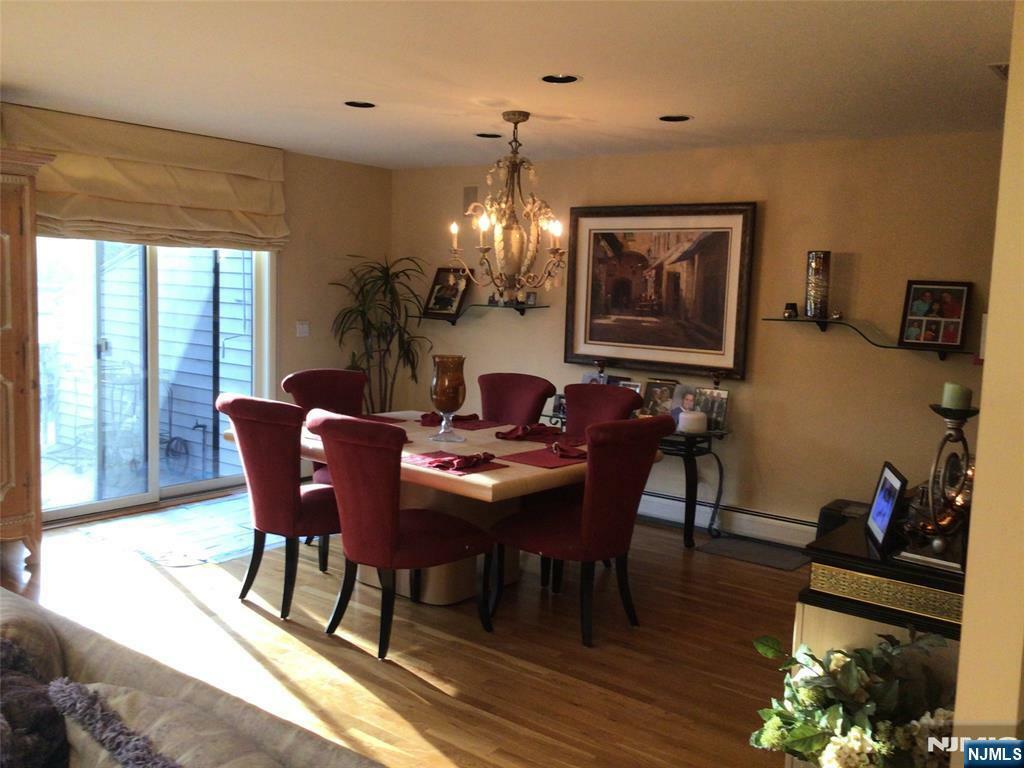 Property Photo:  409 Dogwood Court T084  NJ 07648 