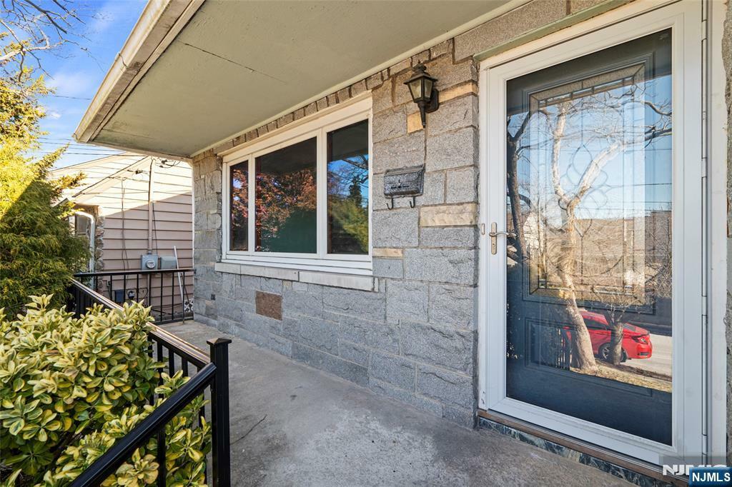 Property Photo:  18 Cottage Street  NJ 07109 