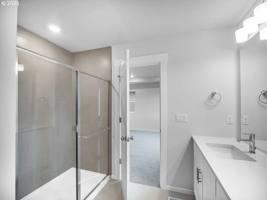 Property Photo: 451 SW 32nd St WA 98604