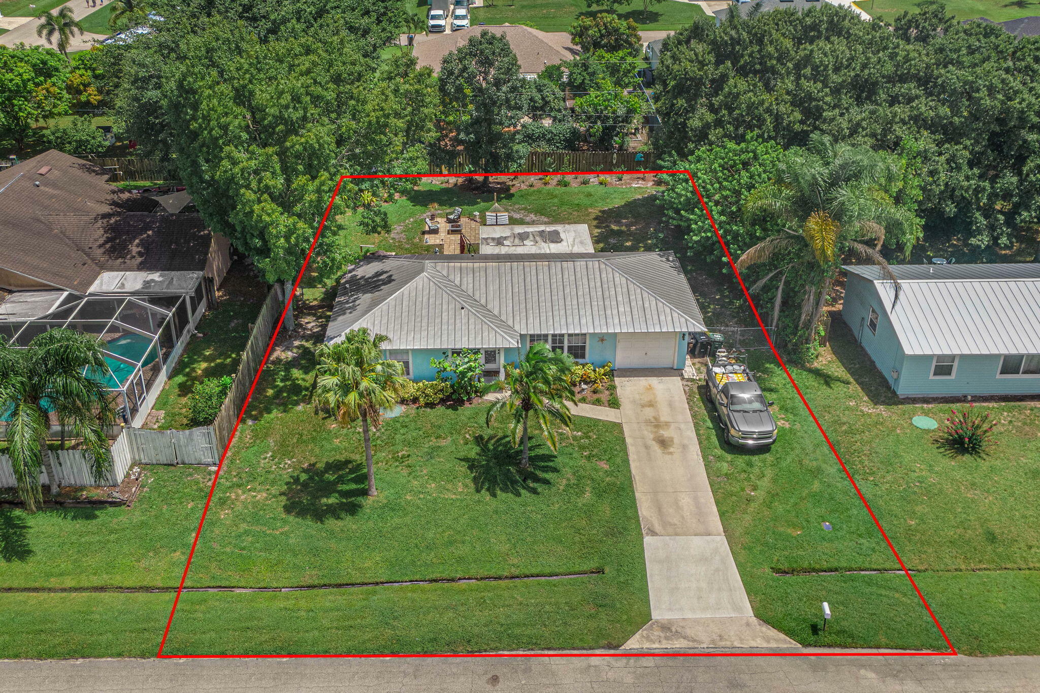 Property Photo: 108 SW De Gouvea Terrace FL 34984