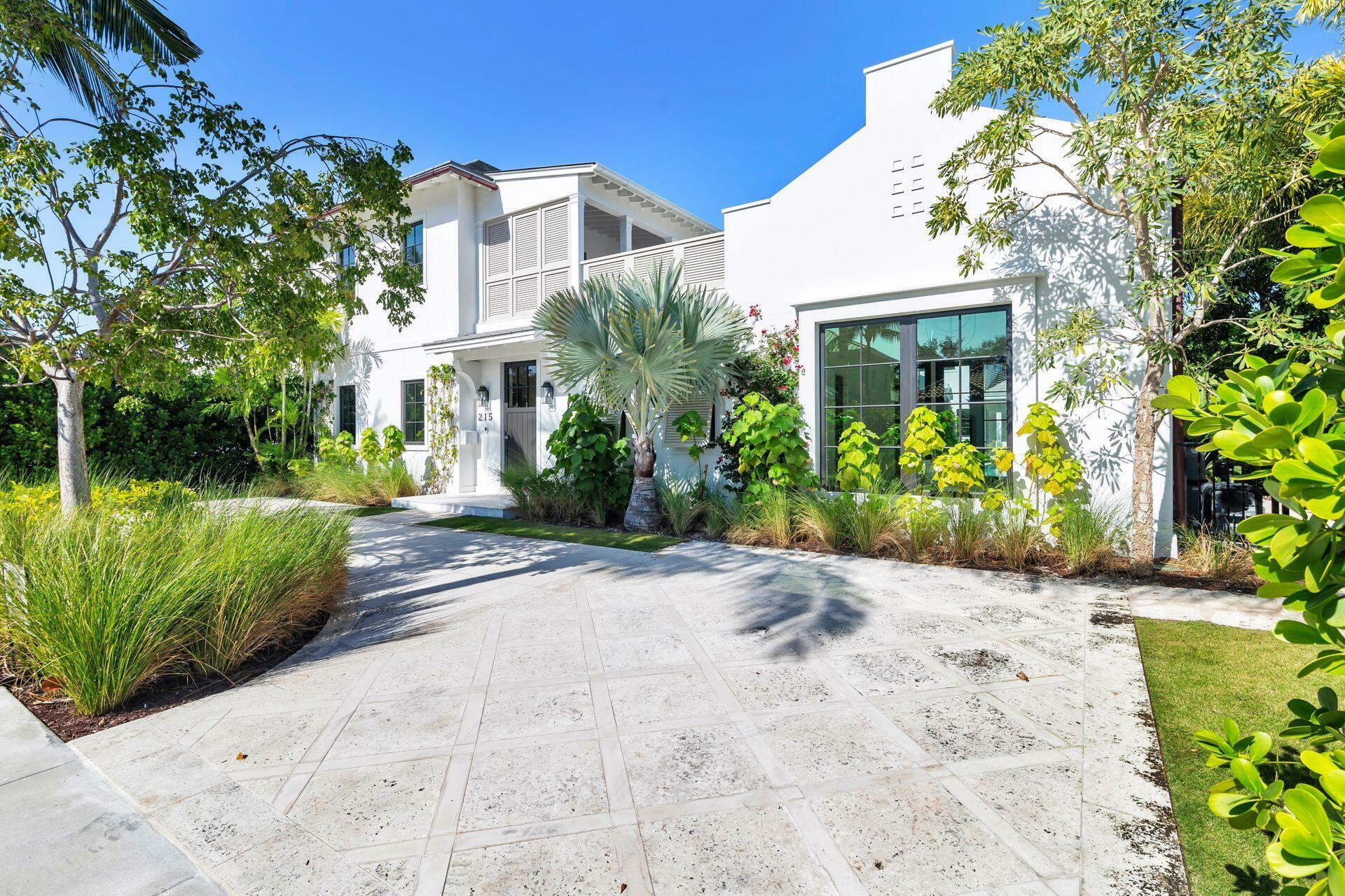 Property Photo:  215 Summa Street  FL 33405 
