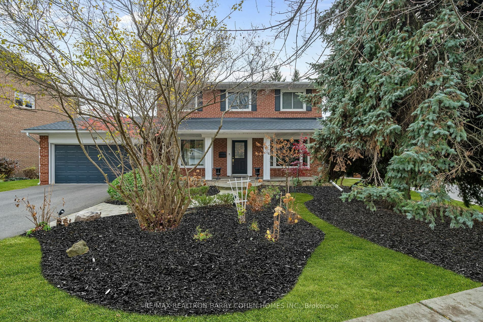 Property Photo:  68 Montressor Dr  ON M2P 1Z4 