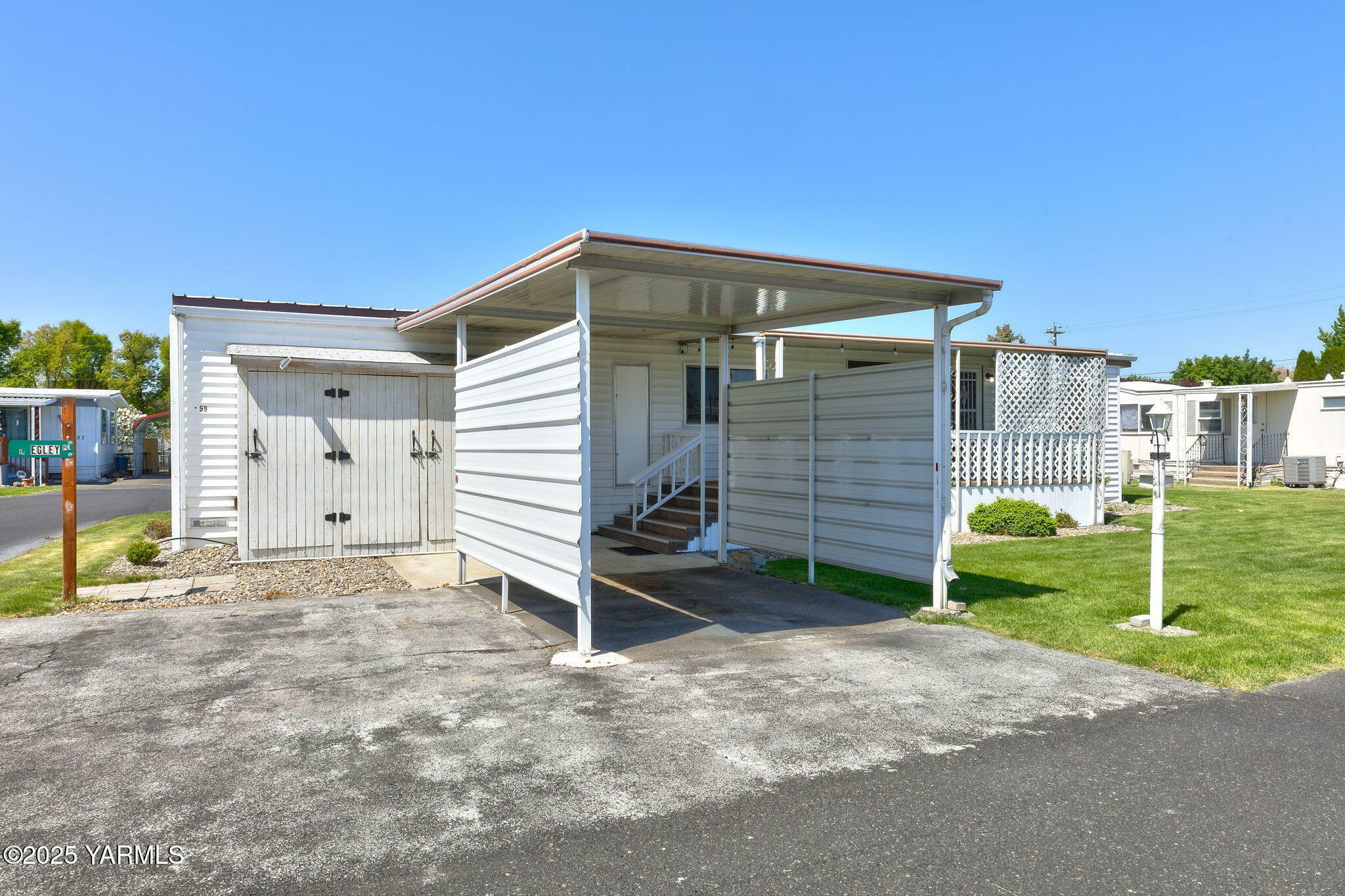 Property Photo: 55 W Washington Ave 59 WA 98903