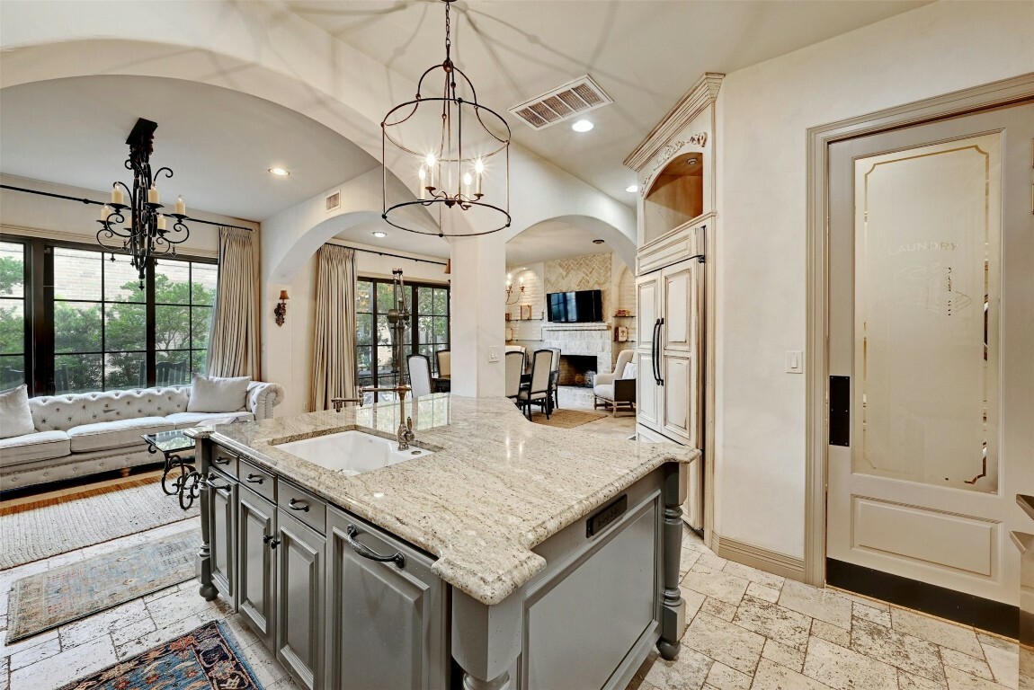 Property Photo: 2433 Westlake Drive TX 78746