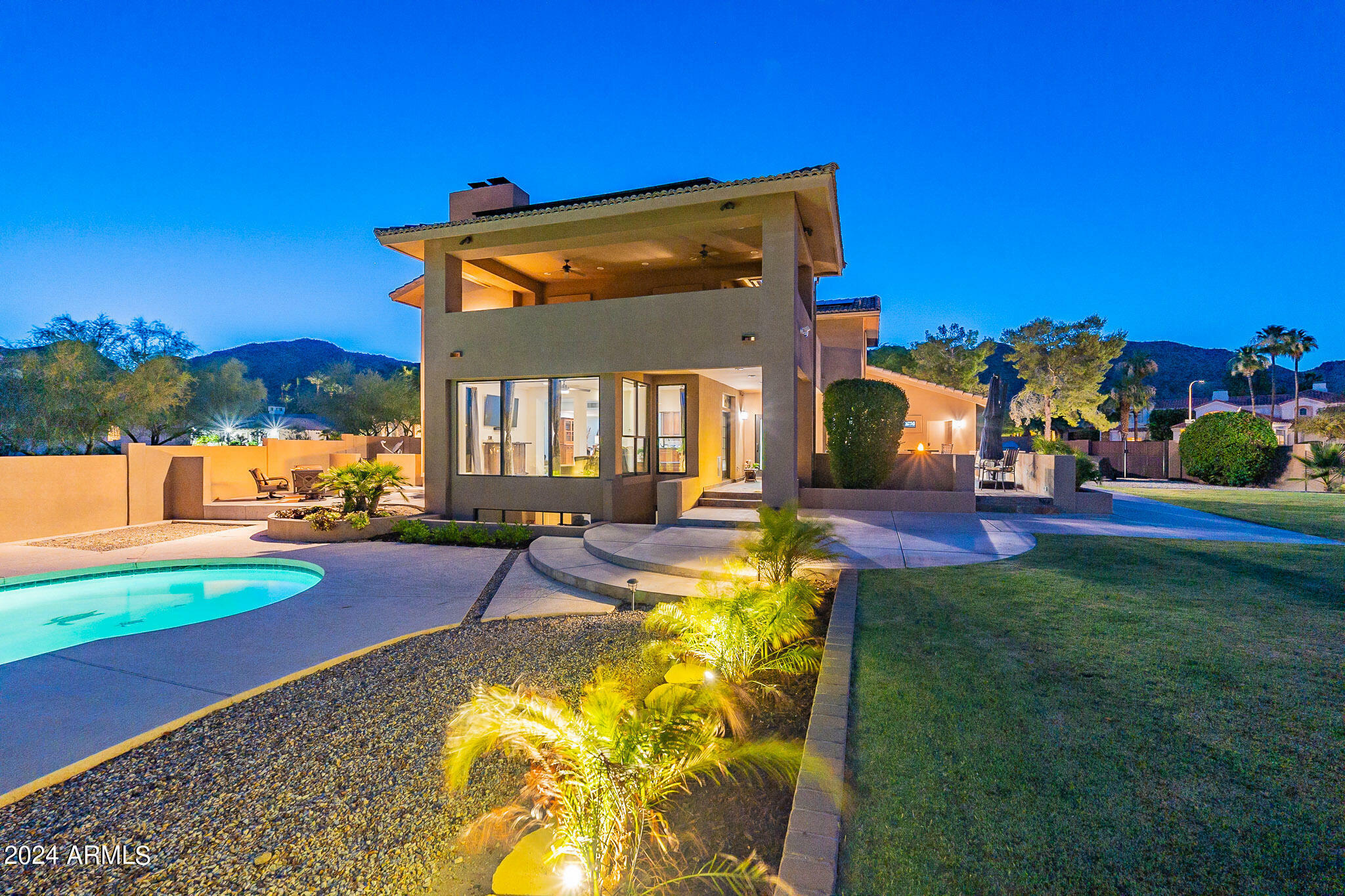 Property Photo: 12015 S Tuzigoot Drive AZ 85044