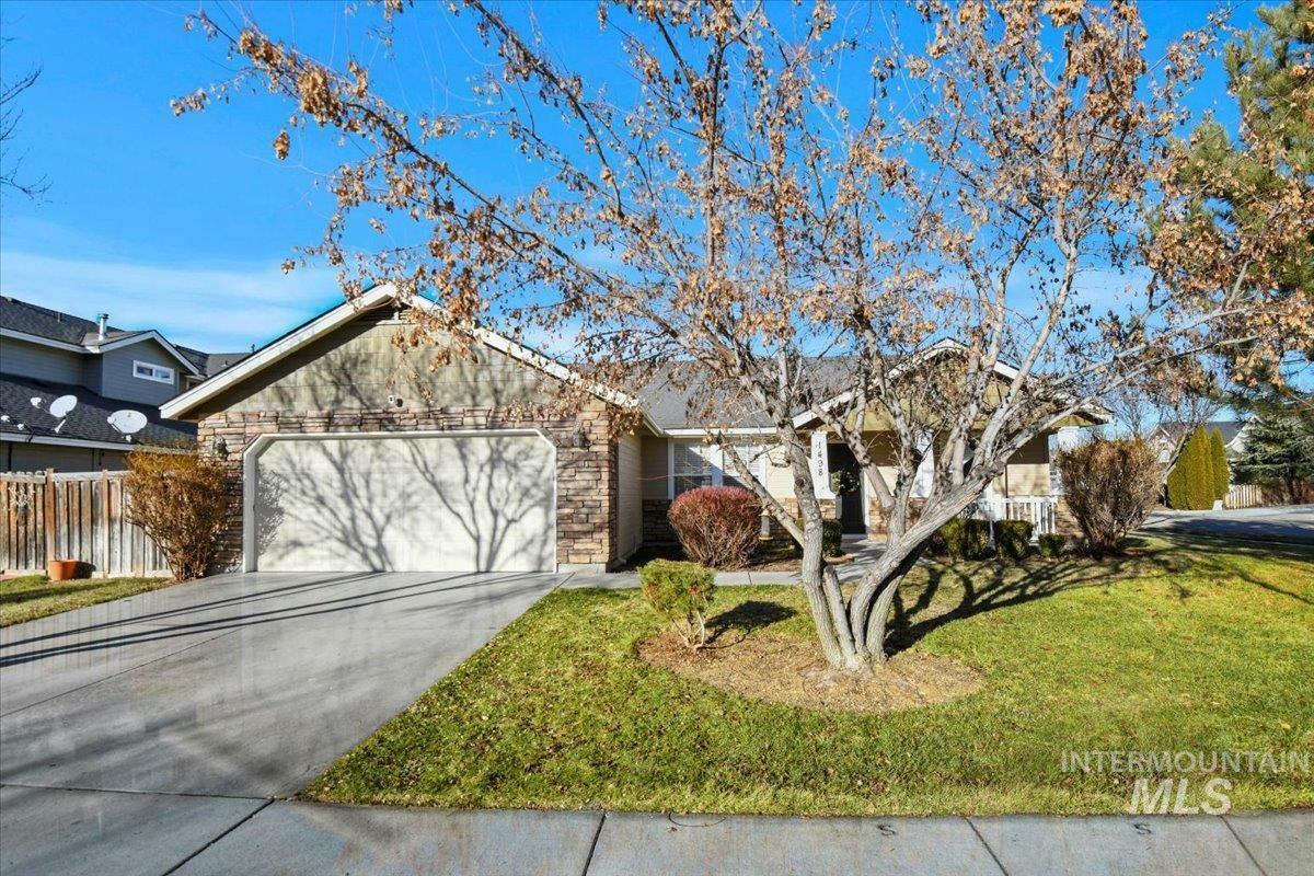 Property Photo:  1498 E Grand Canyon St.  ID 83642 