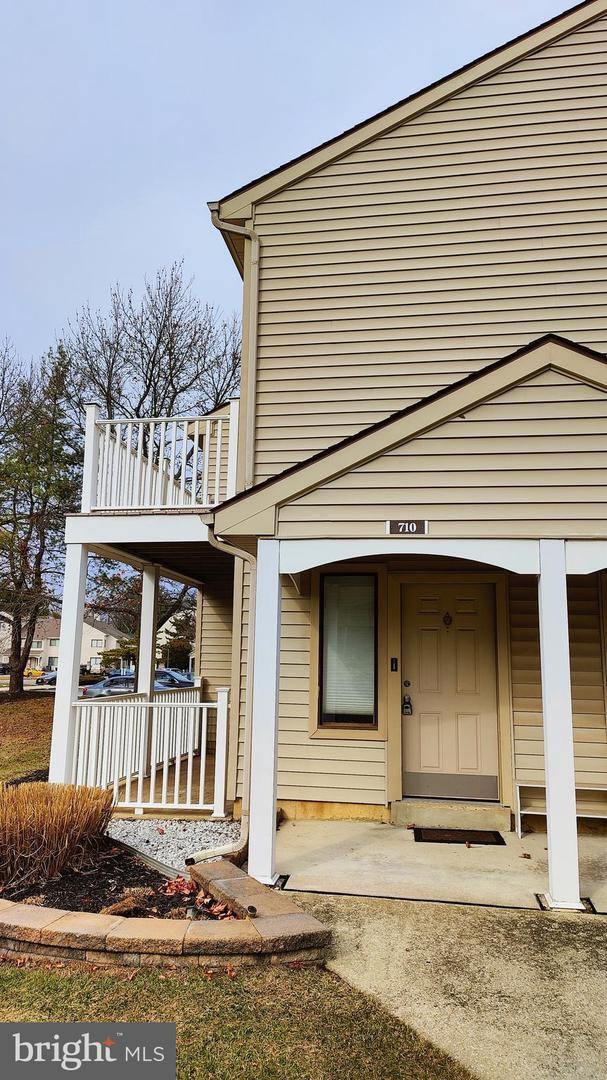 Property Photo: 710 Gregorys Way NJ 08043