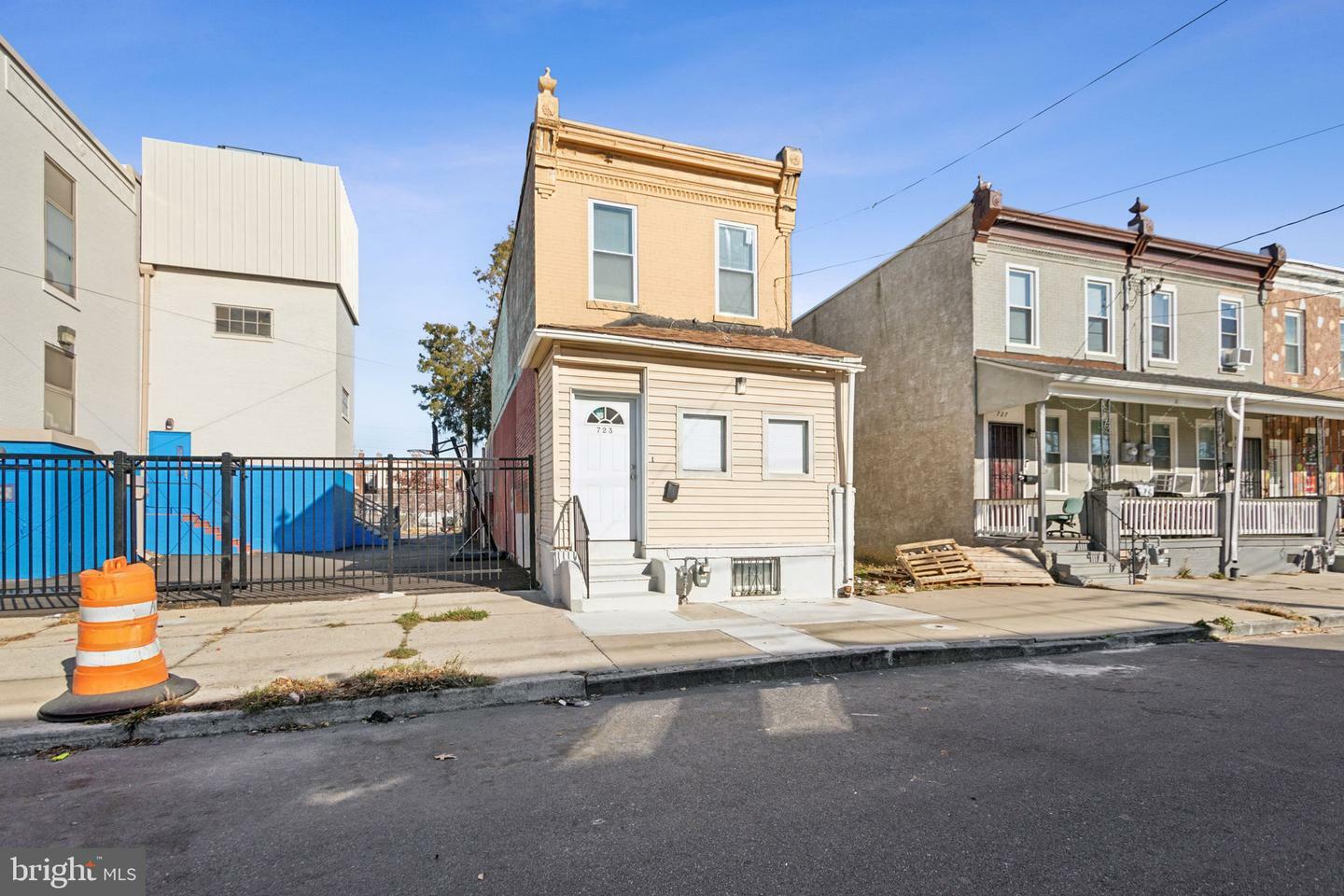 Property Photo:  723 Vine Street  NJ 08102 