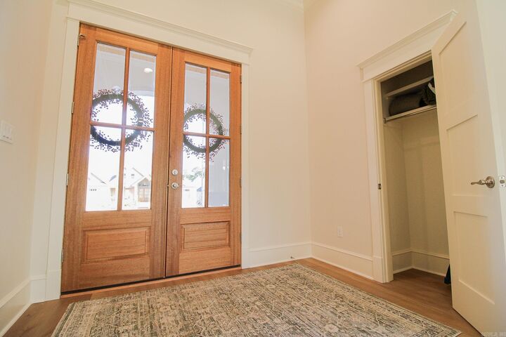 Property Photo: 1645 Dolphin Drive AR 72034