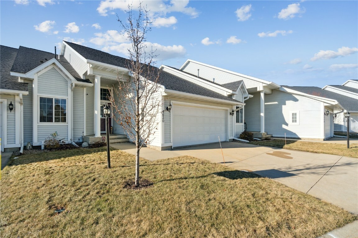 Property Photo:  4630 Fairways Ct  IA 52302 