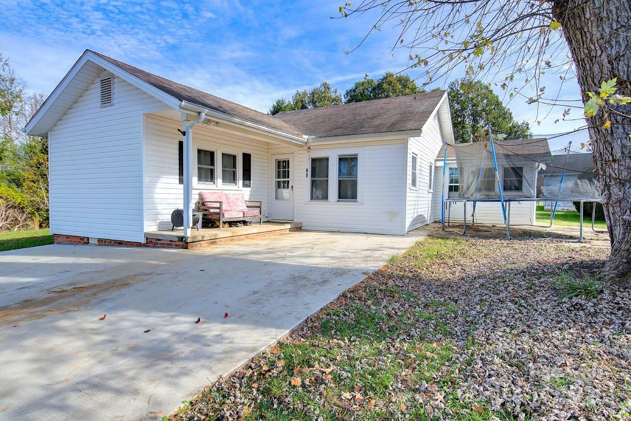 41/49 Twin Elm Knoll  Hendersonville NC 28792 photo