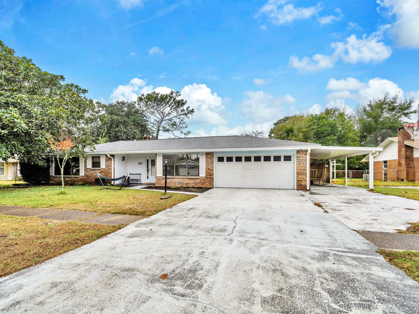 Property Photo:  331 Dawn Lane  FL 32569 