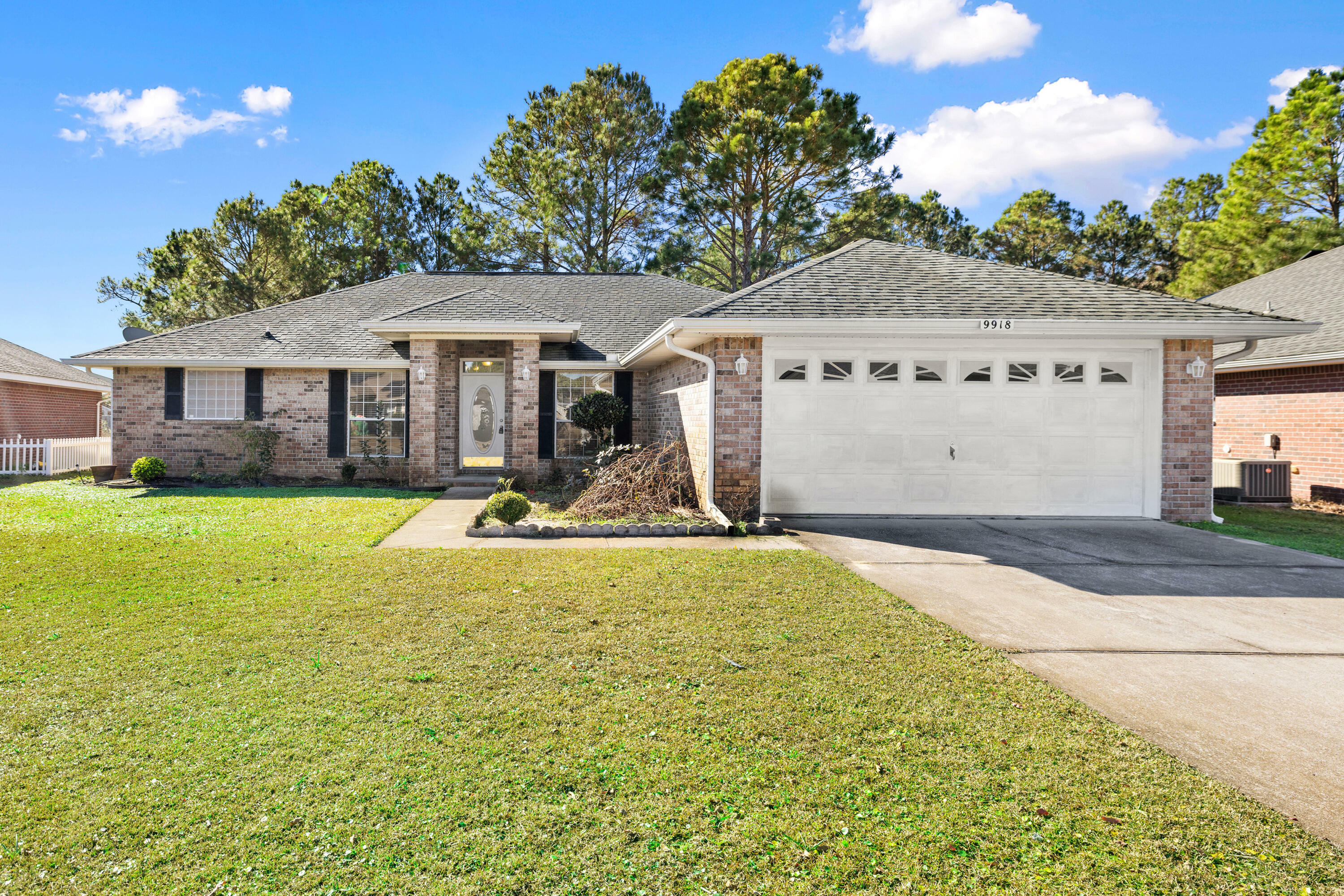 9918 Parker Lake Circle  Navarre FL 32566 photo