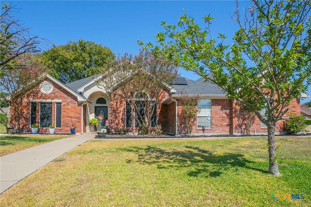 Property Photo:  519 Wallaby Circle  TX 76548 