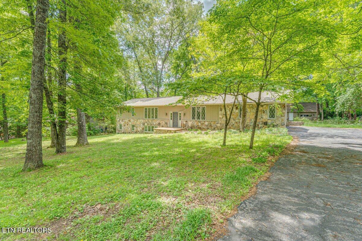Property Photo: 8305 Sharp Rd TN 37849