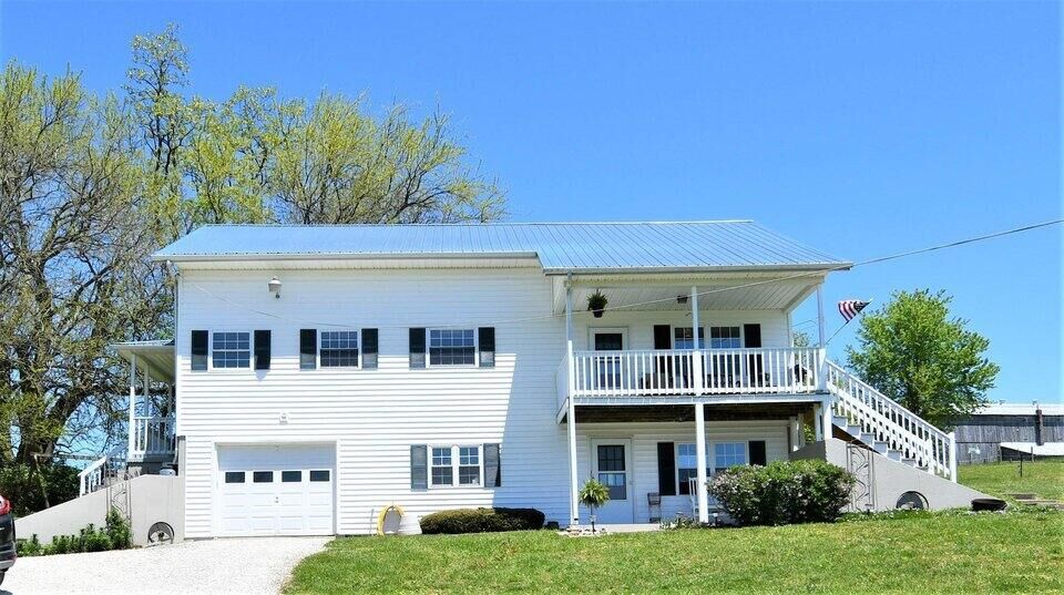 Property Photo:  1375 Carpenter Road  KY 41093 