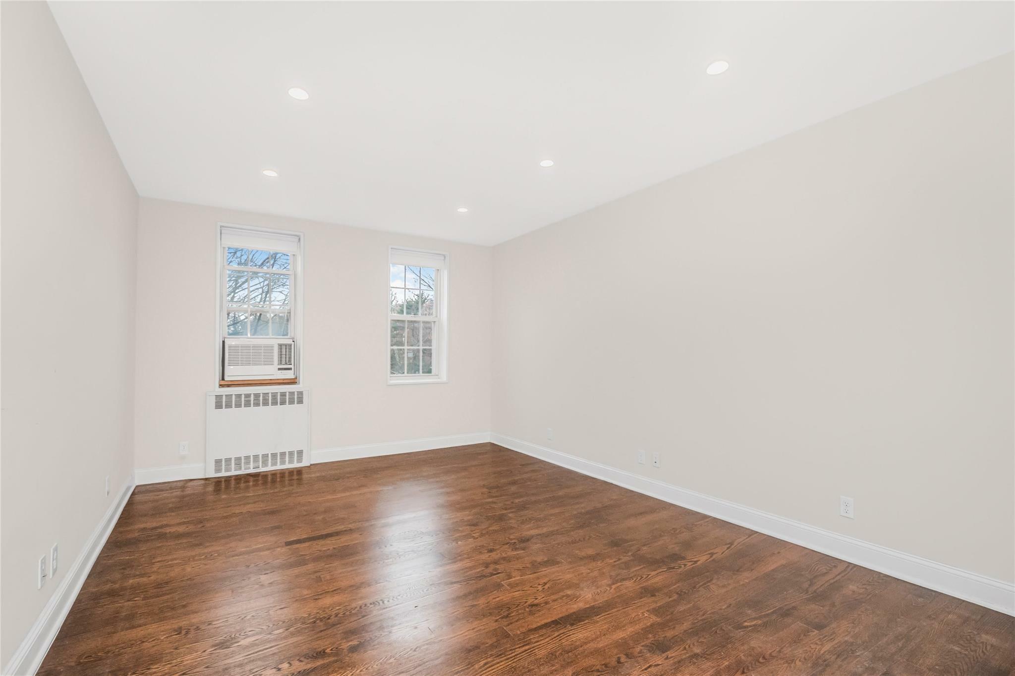 Property Photo:  760 Bronx River Road A43 &Amp A44  NY 10708 