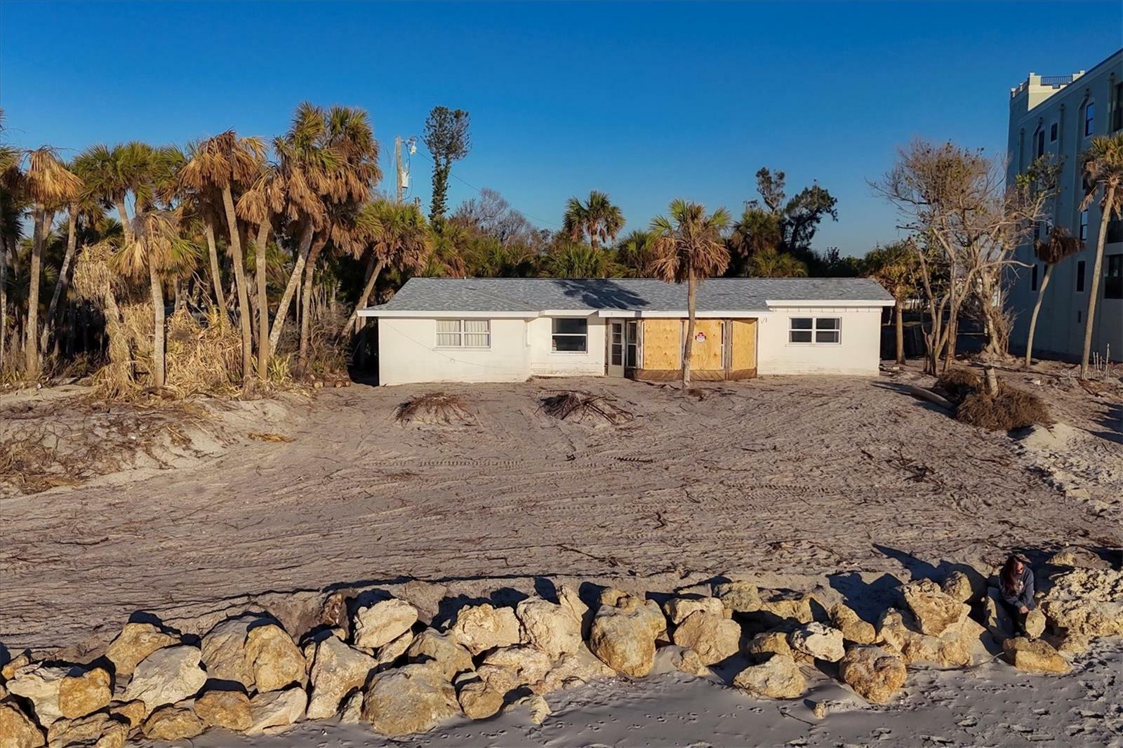 Property Photo: 5070 N Beach Road FL 34223