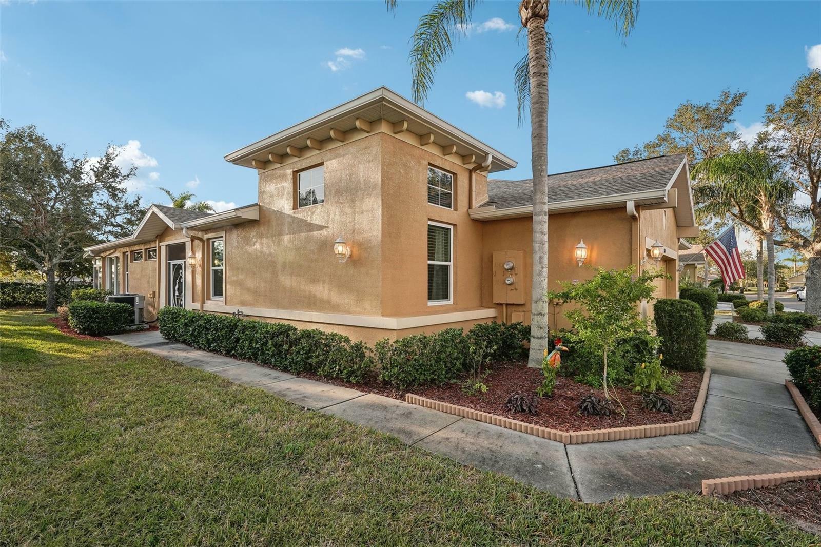 Property Photo:  1141 Jameson Greens Drive 3  FL 33573 