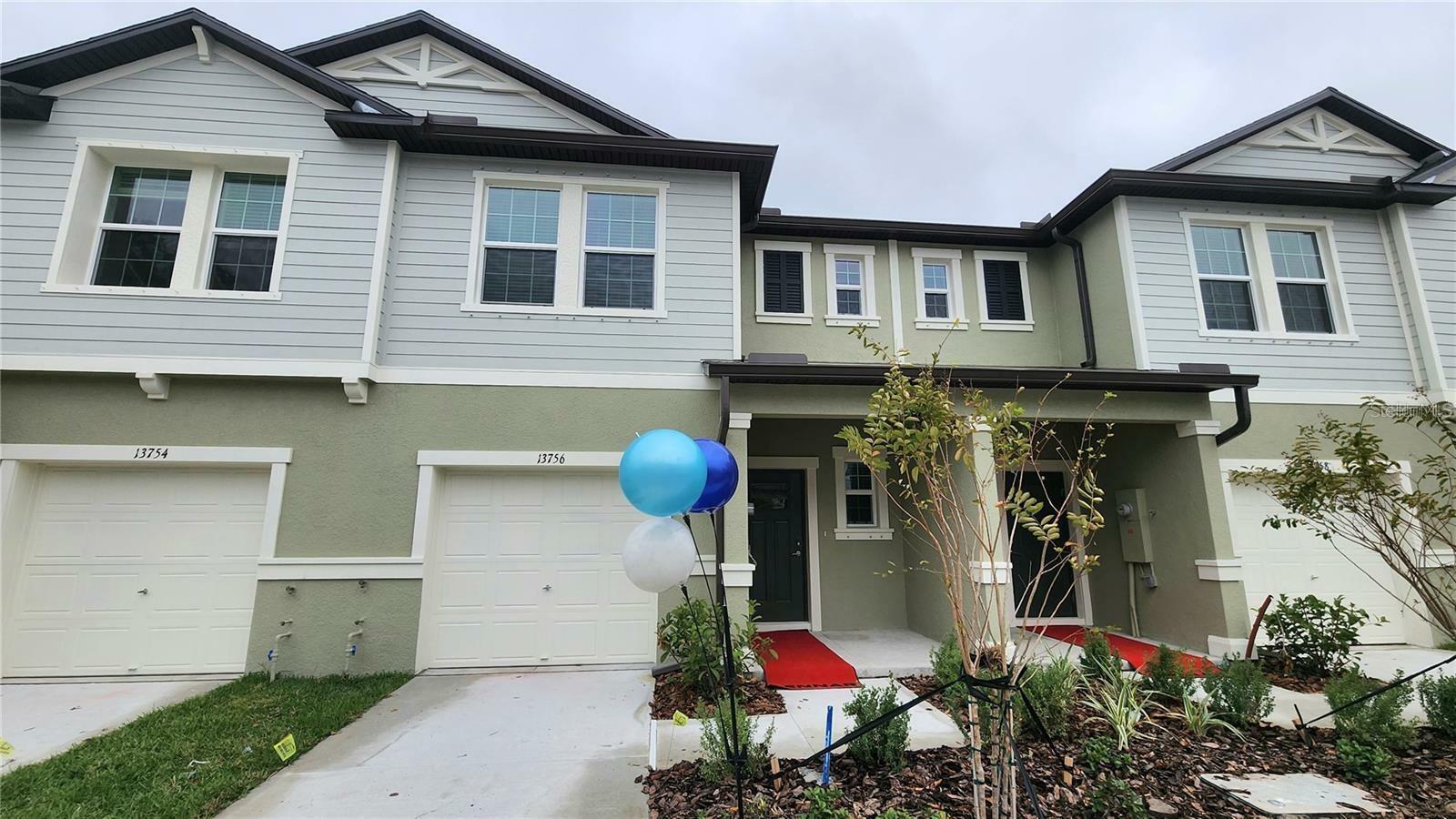 Property Photo: 13756 Big Hawk Way FL 33547