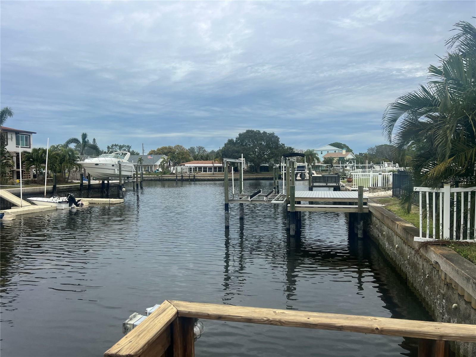 Property Photo:  8540 Riverside  FL 33702 