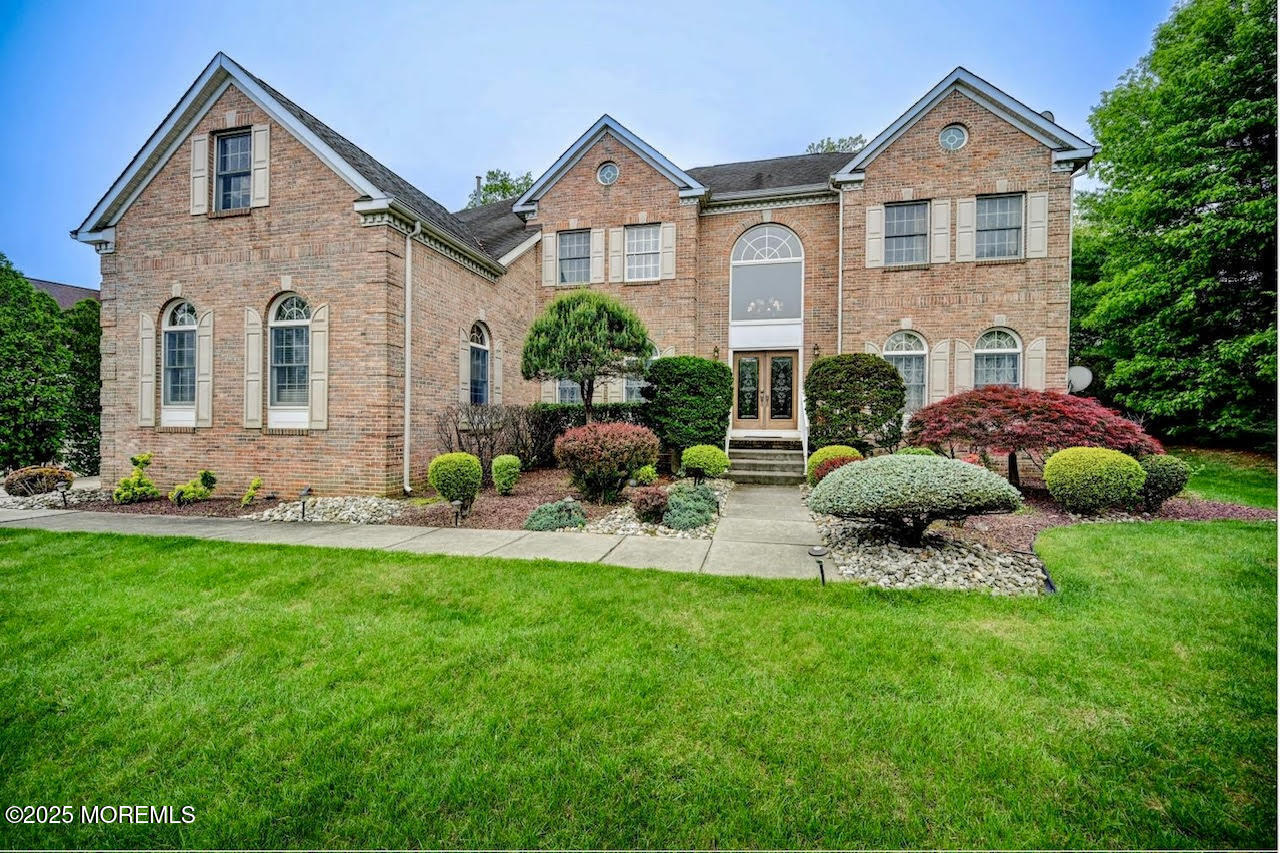 Property Photo: 6 Lexington Court NJ 08831