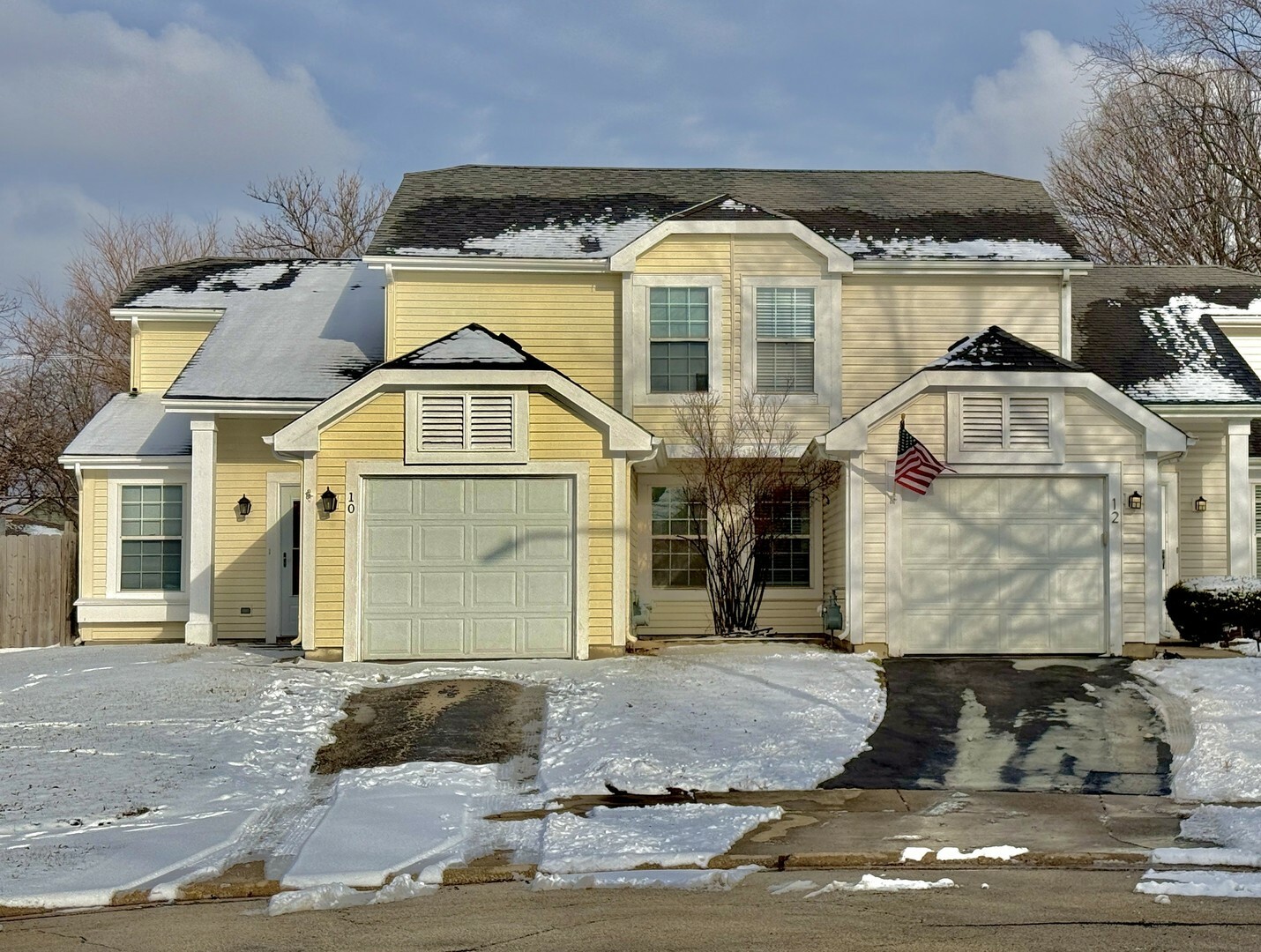 10 Rugby Court  Glendale Heights IL 60139 photo