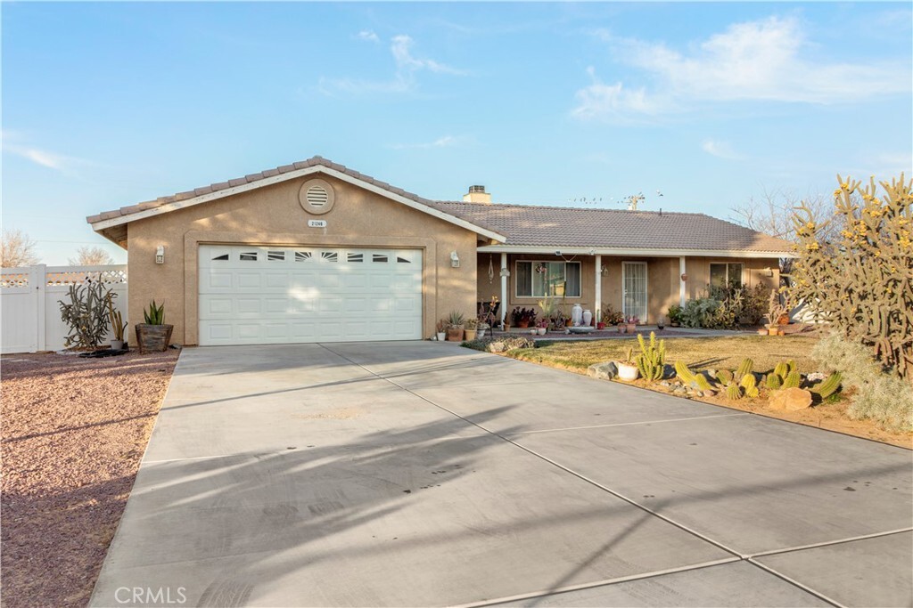 Property Photo: 21246 Wren Street CA 92308
