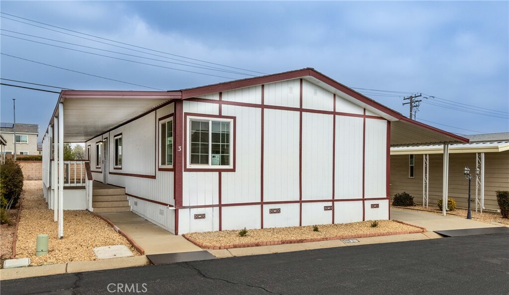 Property Photo:  5700 W Wilson Street 3  CA 92220 